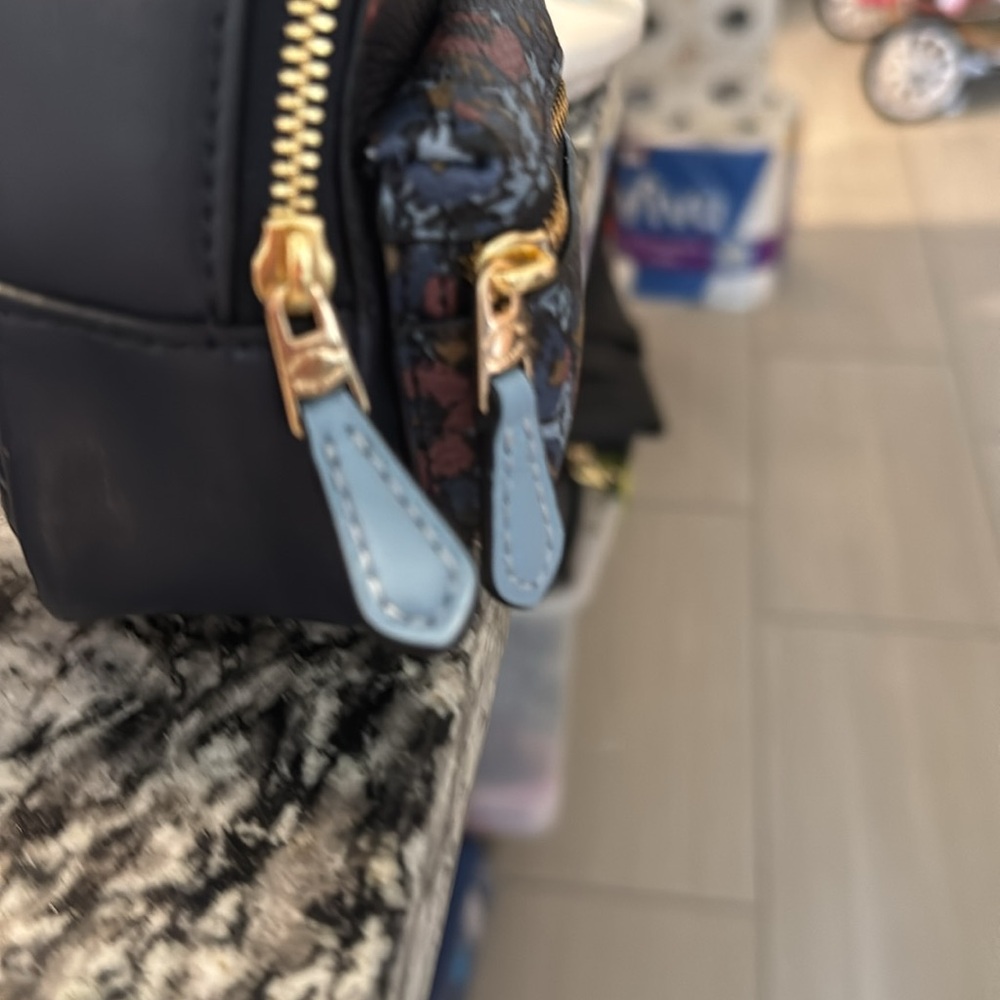 Coach Navy Floral Mini Backpack Key & Card Holder - Picture 2 of 7